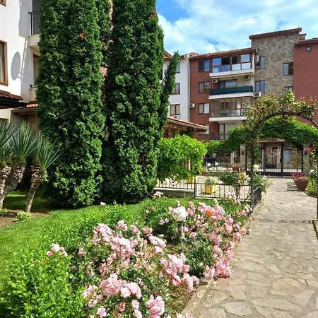 Cozy In Apollon 7 By Menada Appartement Nesebar